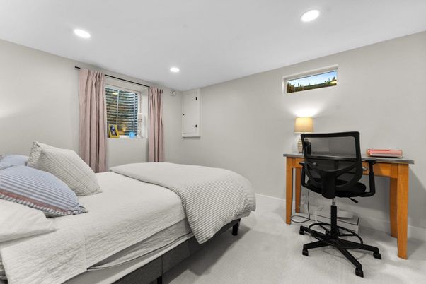 Bedroom, Home Office, Interior, Recessed Lighting