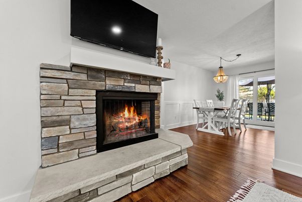 Dining room, Fireplace, Interior, Pendant Lights, Recessed Lighting, Wood Texture Flooring