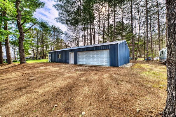 Backyard, Detached Garage, Exterior