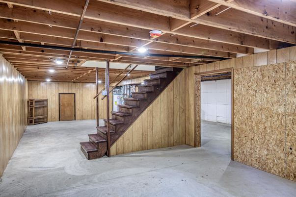 Interior, Wooden Beams, Wooden Walls