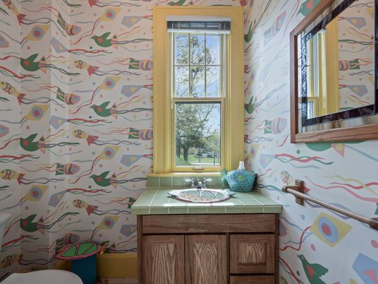 Bathroom, Interior, Tile Countertops