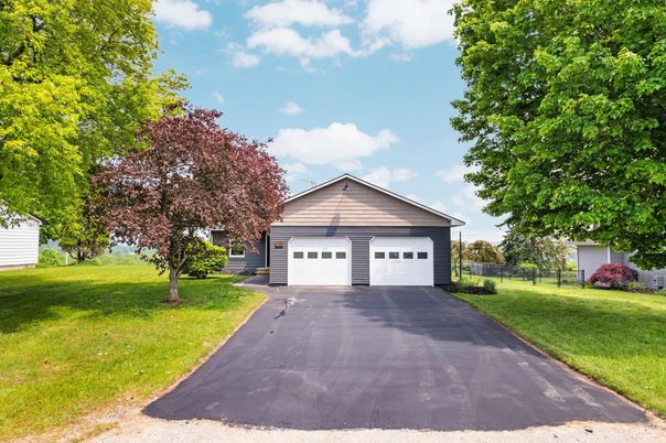 Detached Garage, Exterior