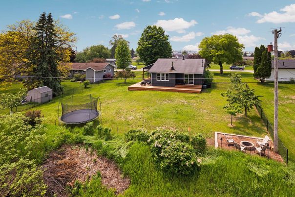 Backyard, Exterior, Playground