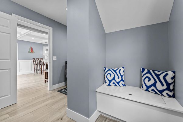 Interior, Recessed Lighting, Wood Texture Flooring