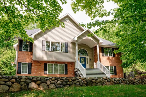 Exterior, Facade, Brick Facade, Raised Ranch
