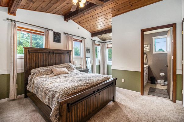 Bathroom, Bedroom, Interior, Wooden Beams, Wooden Ceilings