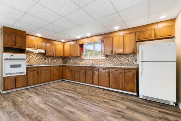 Interior, Kitchen, Recessed Lighting, Wood Texture Flooring
