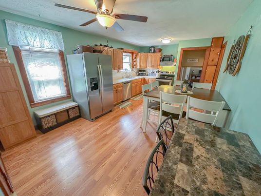 Dining room, Interior, Kitchen, Stainless Steel Appliances, Wood Texture Flooring