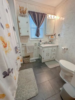 Bathroom, Interior