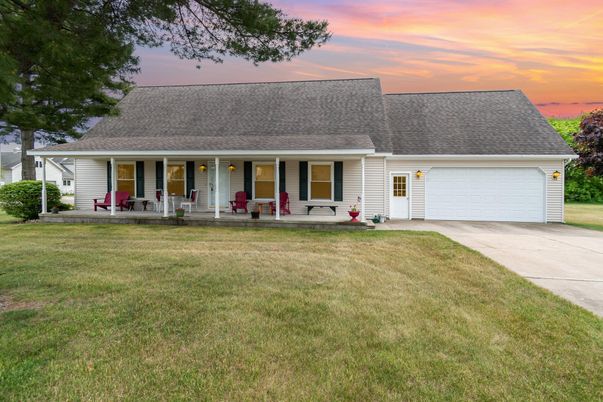 Attached, Backyard, Exterior, Facade, Cape Cod