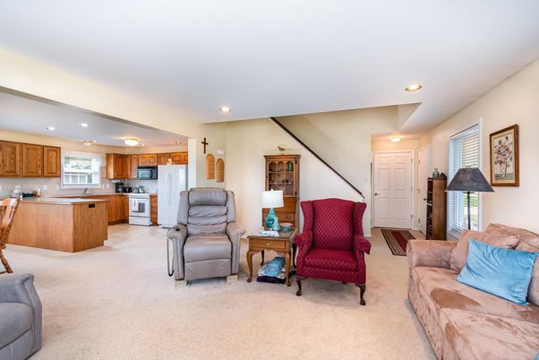 Interior, Kitchen, Living room, Recessed Lighting, Stainless Steel Appliances