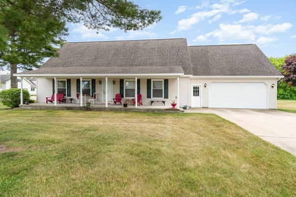 Attached, Backyard, Exterior, Facade, Cape Cod
