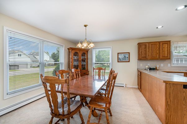 Dining room, Interior, Pendant Lights, Recessed Lighting