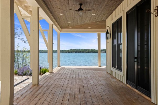 Exterior, Recessed Lighting, Water