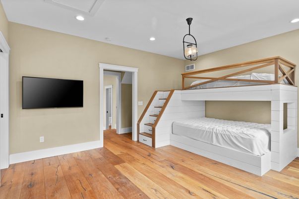 Bedroom, Interior, Pendant Lights, Recessed Lighting, Wood Texture Flooring