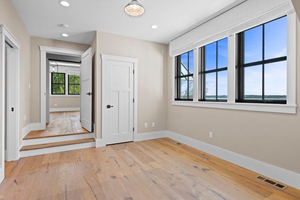 Empty room, Interior, Recessed Lighting, Wood Texture Flooring