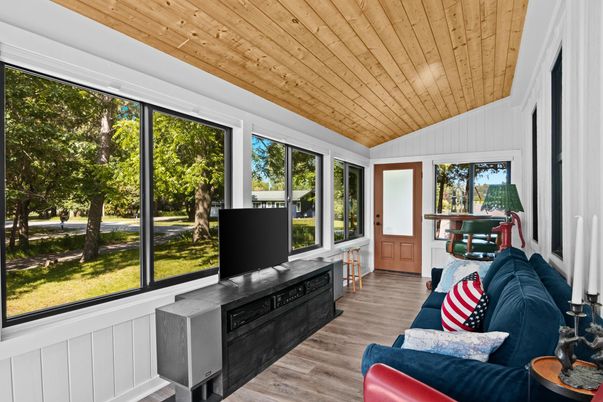 Interior, Sun Room, Wooden Ceilings, Wood Texture Flooring
