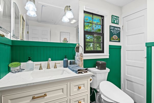 Bathroom, Interior