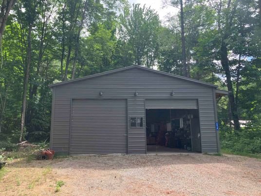 Detached Garage, Exterior