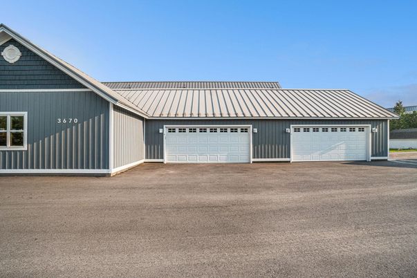 Detached Garage, Exterior