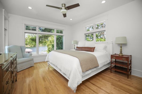 Bedroom, Interior, Recessed Lighting, Water, Wood Texture Flooring