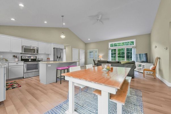 Dining room, Interior, Kitchen, Living room, Pendant Lights, Recessed Lighting, Stainless Steel Appliances, Wood Texture Flooring