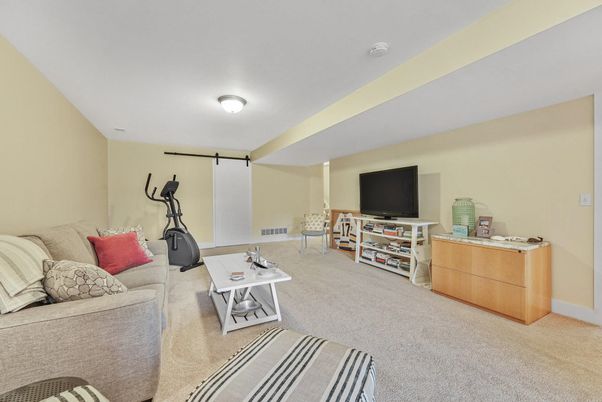 Fitness Equipment, Interior, Living room
