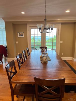 Chandelier, Dining room, Interior, Recessed Lighting, Wood Texture Flooring