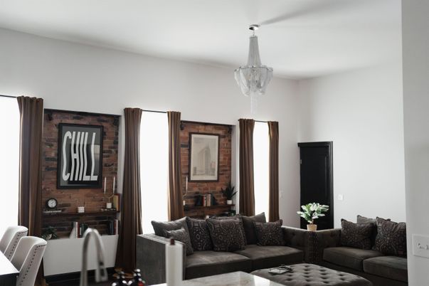Chandelier, Interior, Living room