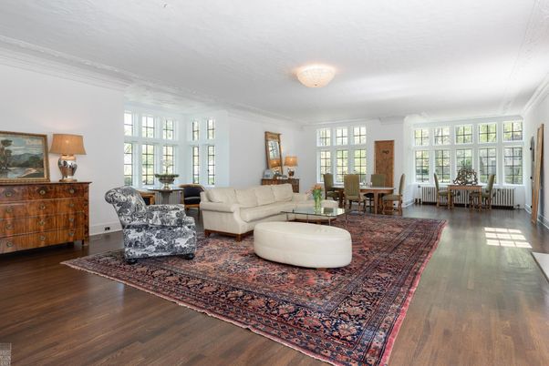 Chandelier, Dining room, Interior, Living room, Wood Texture Flooring
