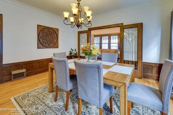 Chandelier, Dining room, Interior, Wood Texture Flooring