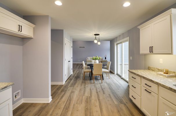 Chandelier, Dining room, Interior, Pendant Lights, Recessed Lighting, Wood Texture Flooring