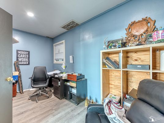 Home Office, Interior, Recessed Lighting, Wood Texture Flooring