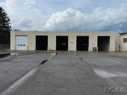 Detached Garage, Exterior