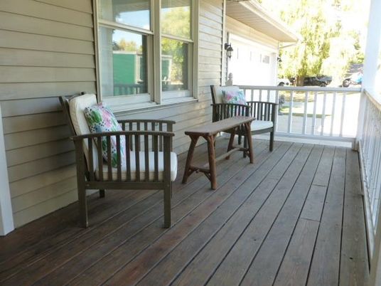 Exterior, Wood Texture Flooring