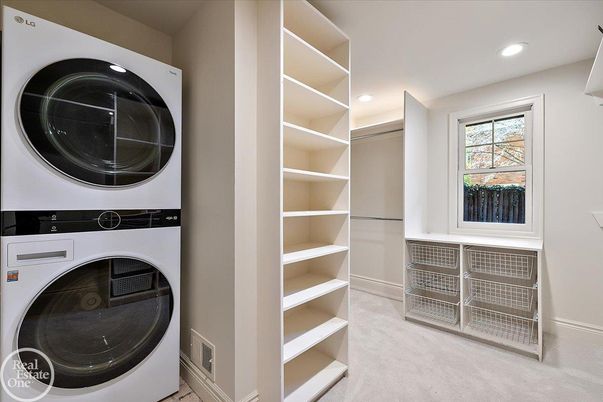 Interior, Recessed Lighting, Utility Closets, Washer