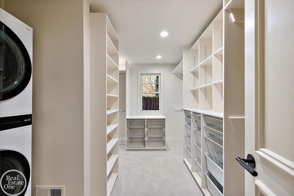 Interior, Recessed Lighting, Walk-in Closets