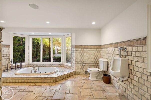Bathroom, Interior, Recessed Lighting, Stone Walls