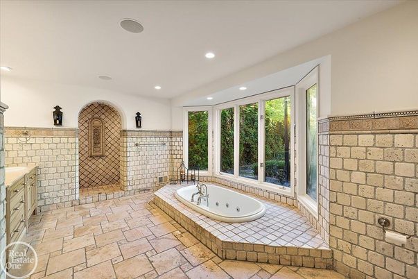 Bathroom, Interior, Recessed Lighting, Stone Walls