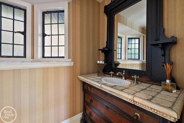Bathroom, Interior, Tile Countertops