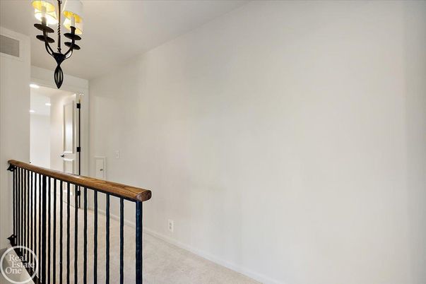 Chandelier, Empty room, Interior