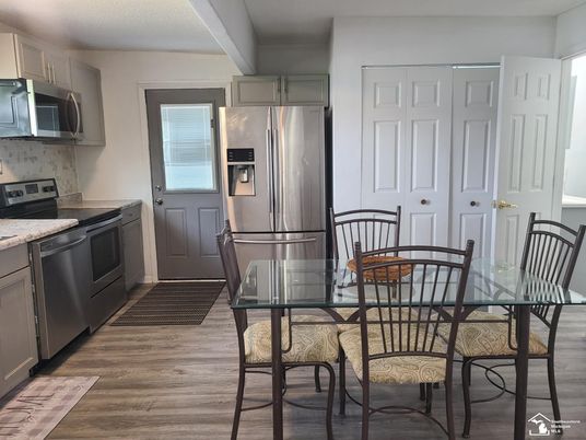 Dining room, Interior, Kitchen, Stainless Steel Appliances, Wood Texture Flooring