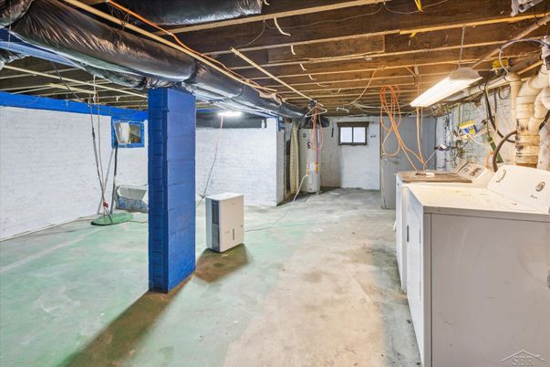 Interior, Stone Walls, Washer