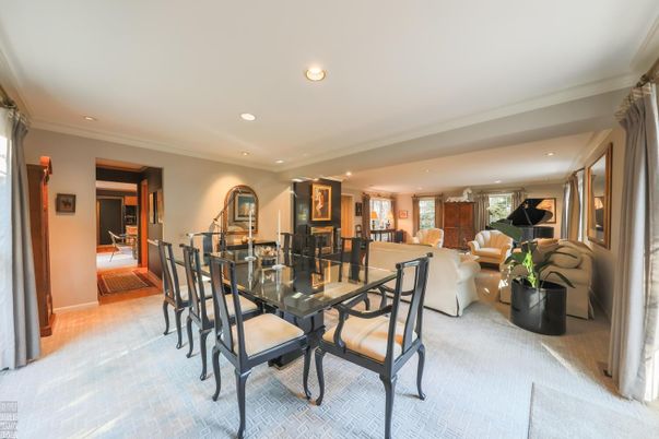 Dining room, Interior, Living room, Piano, Recessed Lighting