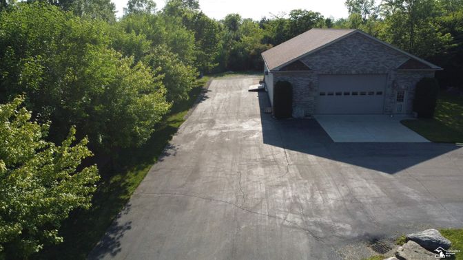 Detached Garage, Exterior