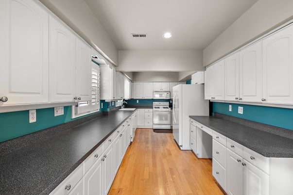Interior, Kitchen, Recessed Lighting, Wood Texture Flooring