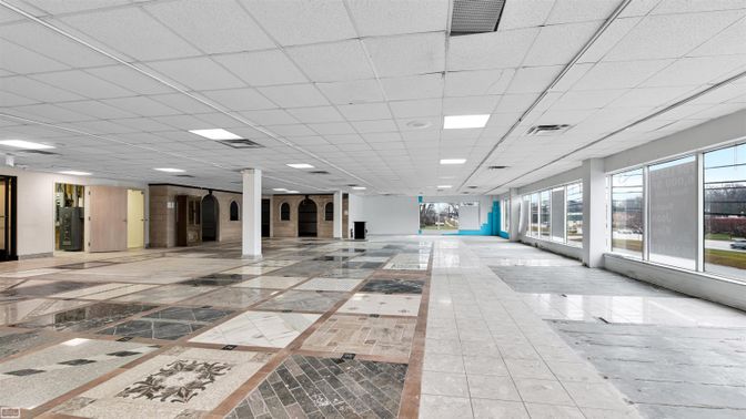 Empty room, Interior, Recessed Lighting