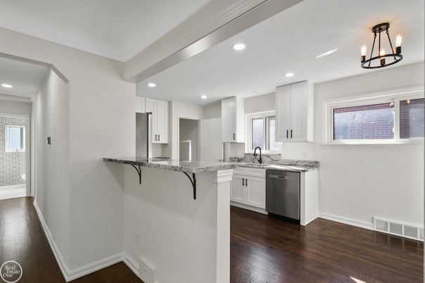 Chandelier, Interior, Kitchen, Pendant Lights, Recessed Lighting, Wood Texture Flooring