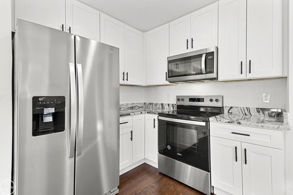 Interior, Kitchen, Stainless Steel Appliances, Wood Texture Flooring