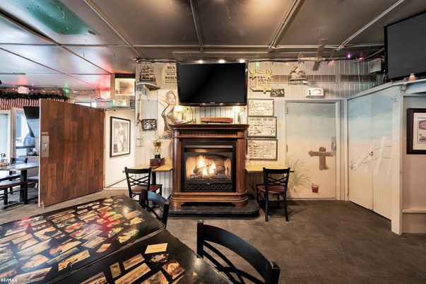 Fireplace, Interior
